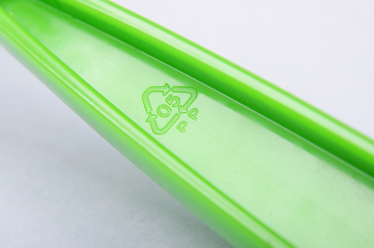 Laserowe grawerowanie materiału - plastik